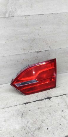 fonar-zadnii-pravyi-volkswagen-jetta-vi-defekt-art-100929-big-0
