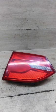 fonar-zadnii-pravyi-volkswagen-jetta-vi-defekt-art-100929-big-7