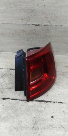 fonar-zadnii-pravyi-volkswagen-jetta-vi-art-100930-big-6