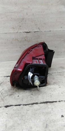 fonar-zadnii-pravyi-volkswagen-jetta-vi-art-100930-big-2