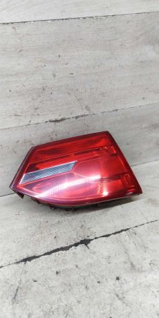 fonar-zadnii-levyi-volkswagen-jetta-vi-art-100931-big-0