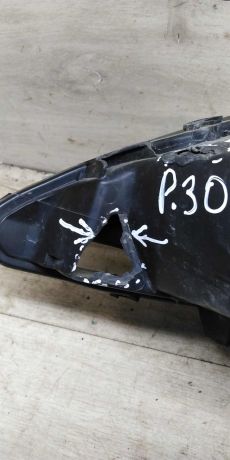 fara-peredniaia-pravaia-peugeot-307-defekt-art-100936-big-5