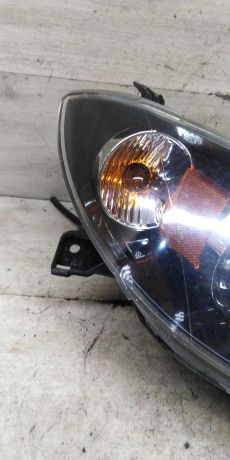 fara-peredniaia-pravaia-mazda-3-bk-sedan-art-100938-big-3