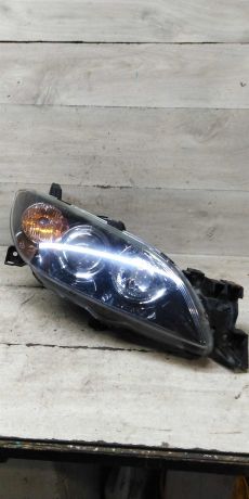 fara-peredniaia-pravaia-mazda-3-bk-sedan-art-100938-big-0