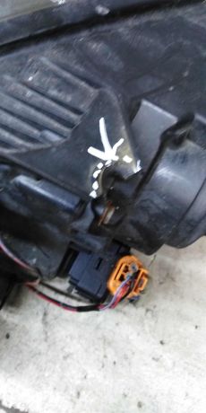 fara-peredniaia-pravaia-mazda-3-bk-sedan-art-100938-big-2