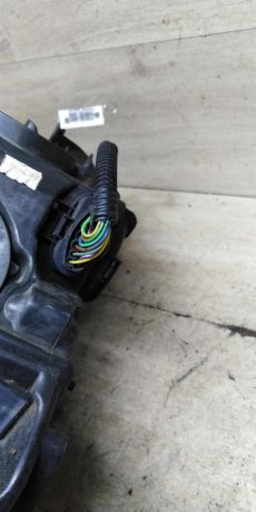 fara-peredniaia-levaia-ford-focus-iii-art-100939-big-3