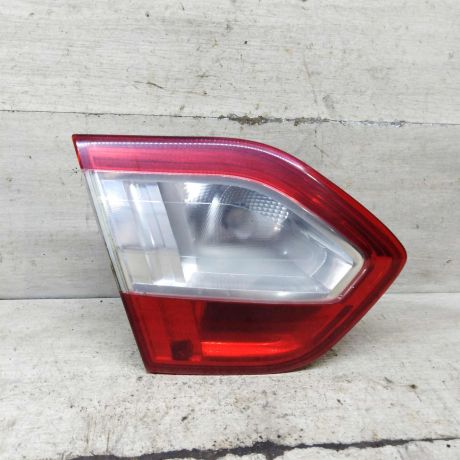 fonar-zadnii-levyi-v-krysku-bagaznika-renault-fluence-i-art-101276-big-0