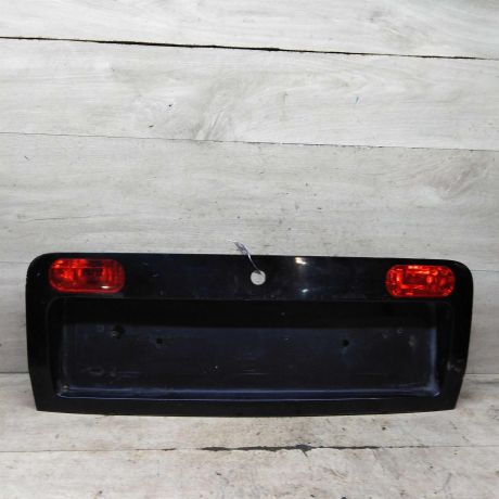 fonar-zadnii-nakladka-pod-nomer-blenda-audi-a6-c5-universal-art-101517-big-0