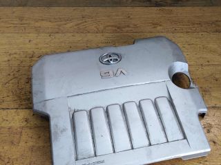 dekorativnaia-kryska-dvigatelia-toyota-camry-v40-35i-2gr-art-31164