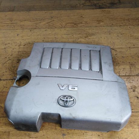 dekorativnaia-kryska-dvigatelia-toyota-camry-v40-35i-2gr-art-31164-big-1