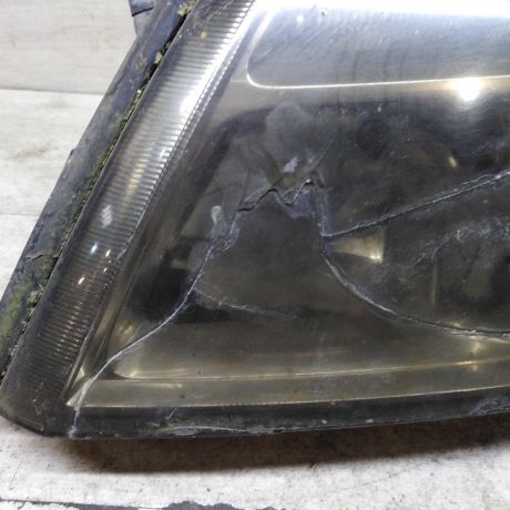 fara-peredniaia-levaia-opel-vectra-c-dorestailing-defekt-art-101923-big-2