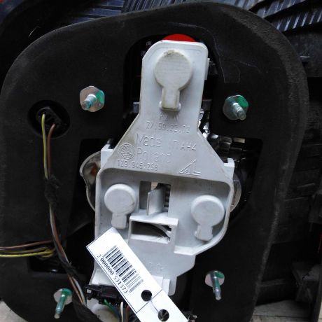 fonar-zadnii-pravyi-skoda-octavia-a5-restailing-universal-art-101998-big-4