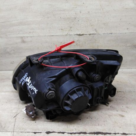 fara-peredniaia-pravaia-kia-carens-i-rs-art-102333-big-2