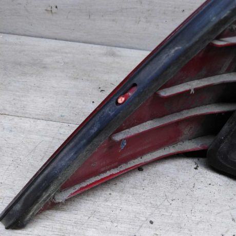 fonar-zadnii-pravyi-ford-mondeo-3-defekty-na-foto-25i-2004gv-ford-mondeo-iii-sedan-art-103060-big-6