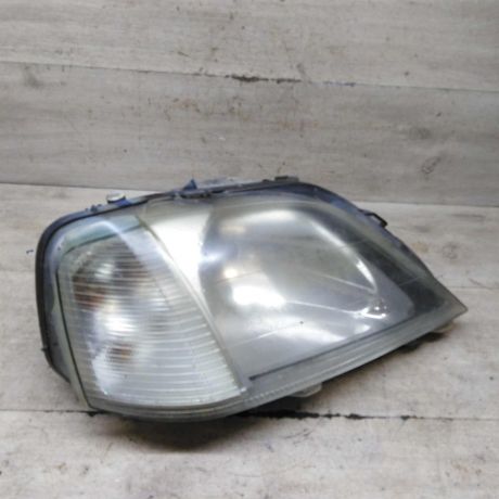 fara-peredniaia-pravaia-renault-logan-i-art-103390-big-6