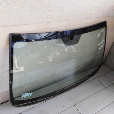 steklo-lobovoe-geely-emgrand-x7-art-103906-big-0