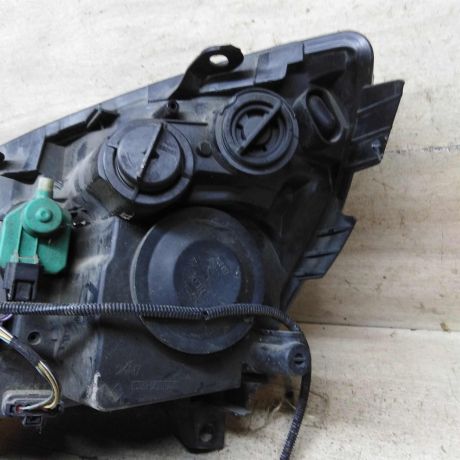 fara-peredniaia-pravaia-renault-scenic-2-restailing-art-104049-big-7