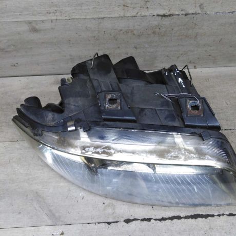 fara-peredniaia-pravaia-audi-a6-c5-rest-art-104121-big-3