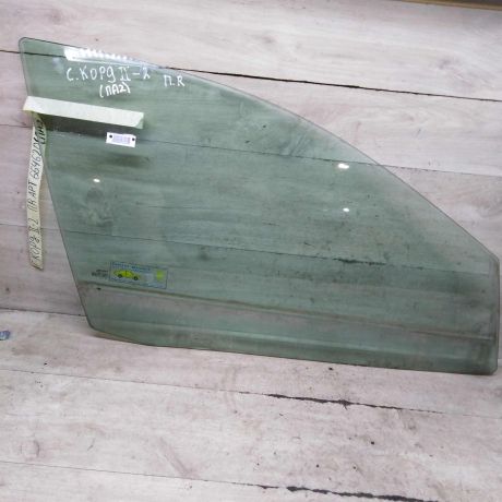 steklo-dveri-perednee-pravoe-seat-cordoba-ii-art-104236-big-0