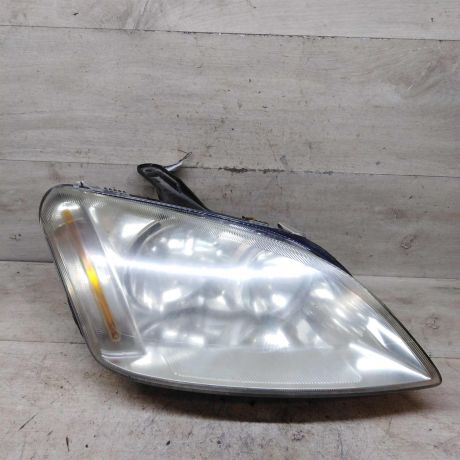 fara-peredniaia-pravaia-ford-c-max-dorestailing-art-104437-big-0