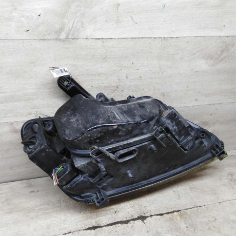 fara-peredniaia-levaia-ford-c-max-dorestailing-art-104438-big-3