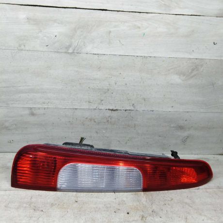 fonar-zadnii-levyi-ford-c-max-dorestailing-art-104446-big-0