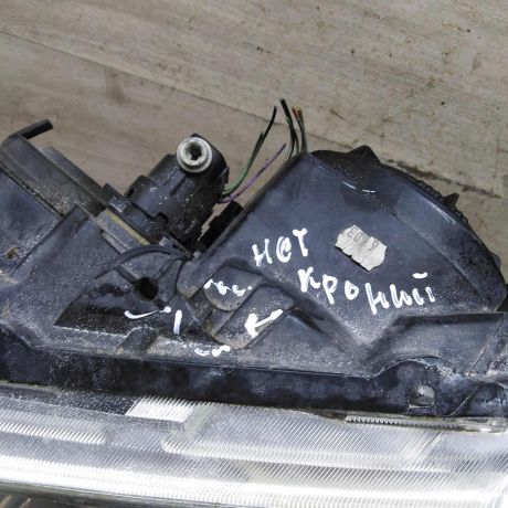 fara-peredniaia-levaia-renault-megane-ii-restailing-defekt-art-104513-big-8