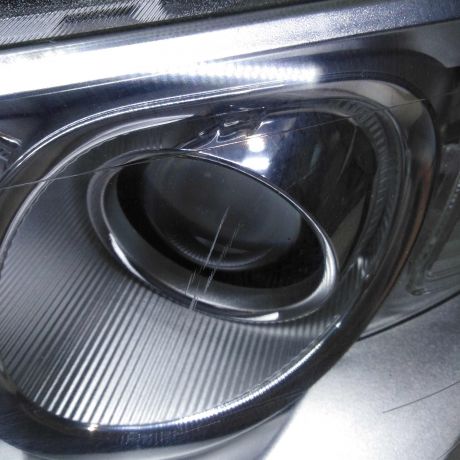 fara-peredniaia-levaia-renault-megane-ii-restailing-defekt-art-104513-big-4