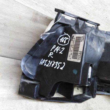 fara-peredniaia-pravaia-renault-megane-ii-rest-art-104548-big-5