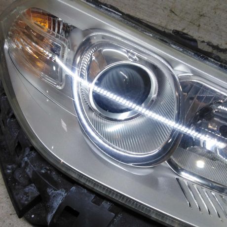 fara-peredniaia-pravaia-renault-megane-ii-rest-art-104548-big-6