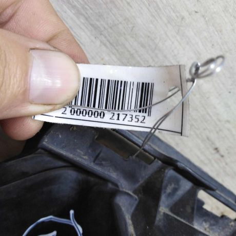 fara-peredniaia-pravaia-renault-megane-ii-rest-art-104548-big-2