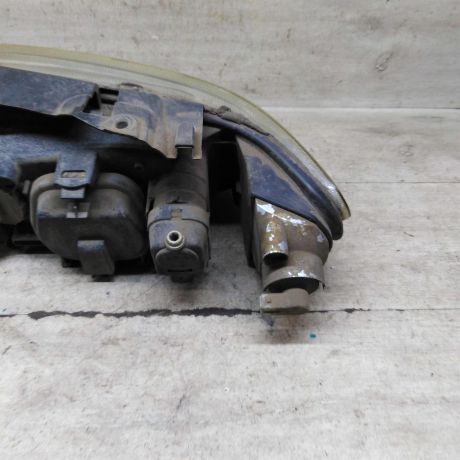 fara-peredniaia-pravaia-citroen-xsara-wagon-art-104647-big-5