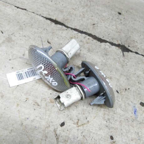 ukazatel-povorota-povtoritel-peugeot-307-art-104800-big-0