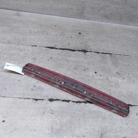 fonar-zadnii-dopolnitelnyi-stop-signal-audi-a4-b6-audi-a4-b7-art-104992-big-1