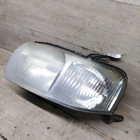 fara-peredniaia-levaia-ford-maverick-ii-defekt-pg-art-105160-big-0