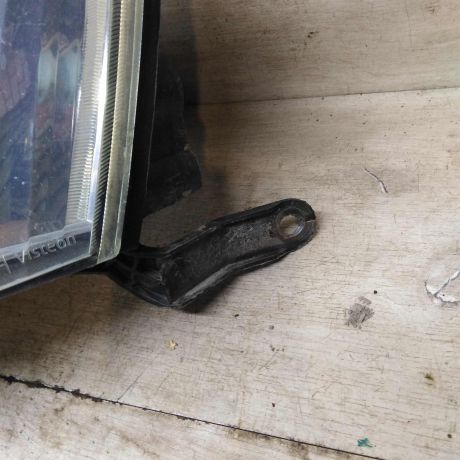 fara-peredniaia-levaia-ford-maverick-ii-defekt-pg-art-105160-big-6