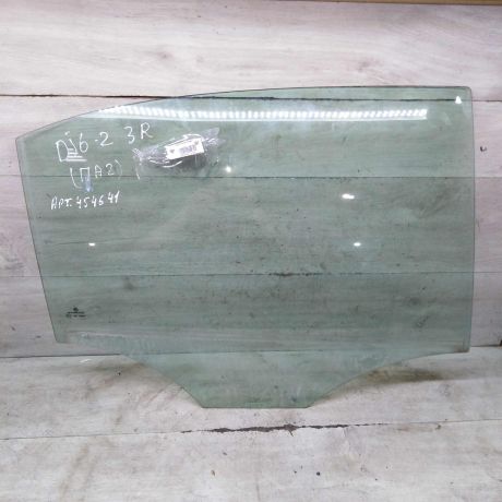 steklo-dveri-zadnee-pravoe-volkswagen-jetta-vi-art-105331-big-0