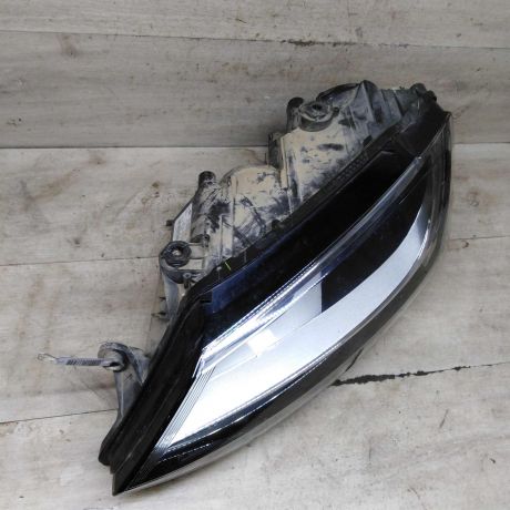 fara-peredniaia-levaia-volkswagen-jetta-vi-pg-art-105340-big-1