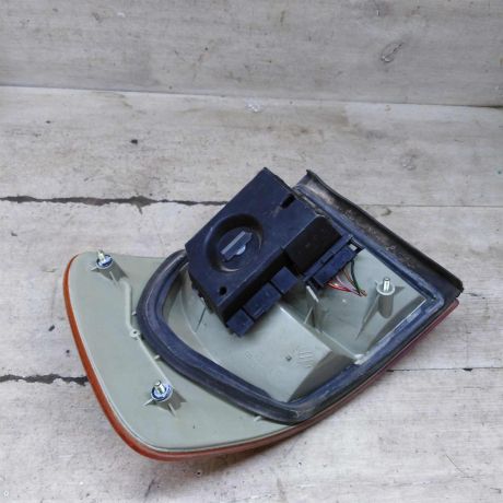 fonar-zadnii-pravyi-audi-100-c4-art-105447-big-1