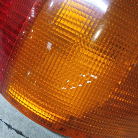 fonar-zadnii-levyi-audi-100-c4-art-105448-big-5