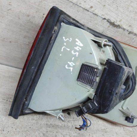 fonar-zadnii-levyi-audi-100-c4-art-105448-big-2