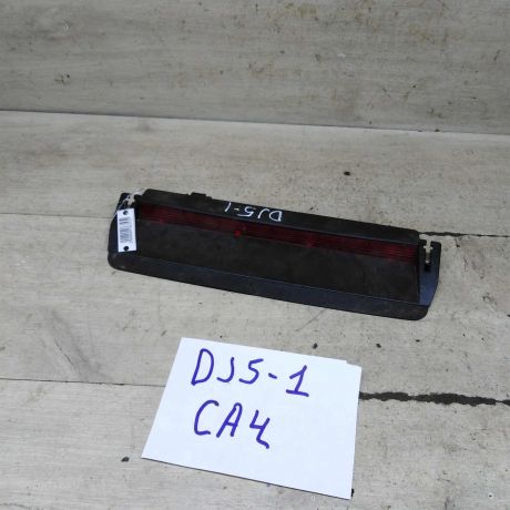 fonar-zadnii-dopolnitelnyi-stop-signal-volkswagen-jetta-5-art-105509-big-3