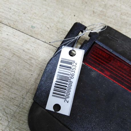 fonar-zadnii-dopolnitelnyi-stop-signal-volkswagen-jetta-5-art-105509-big-2