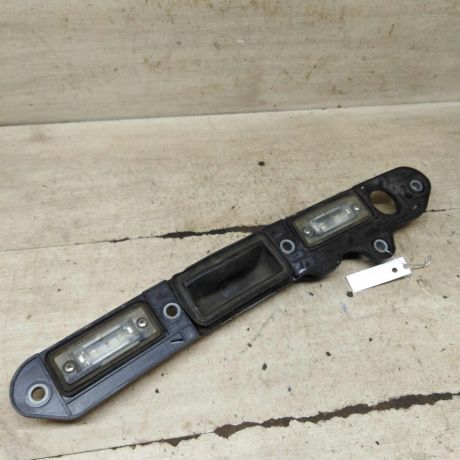 fonar-podsvetki-nomera-volkswagen-jetta-5-art-105518-big-0