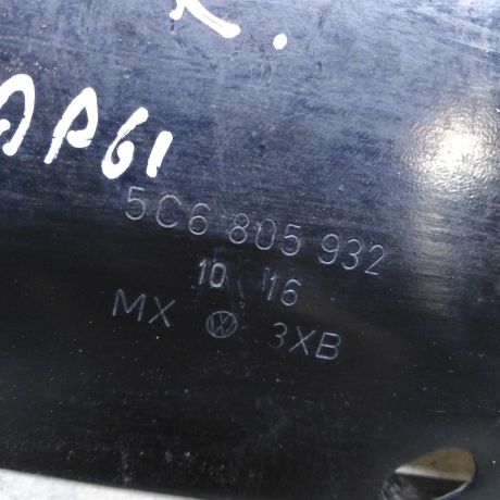 kronstein-krepleniia-fary-pravyi-volkswagen-jetta-vi-art-105700-big-2