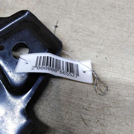 kronstein-krepleniia-fary-pravyi-volkswagen-jetta-vi-art-105700-big-1