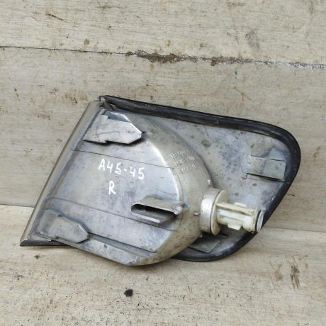 pokazat-povorota-pravyi-audi-100-c4-art-105773-big-1