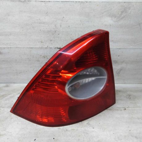 fonar-zadnii-levyi-ford-focus-2-art-105780-big-7