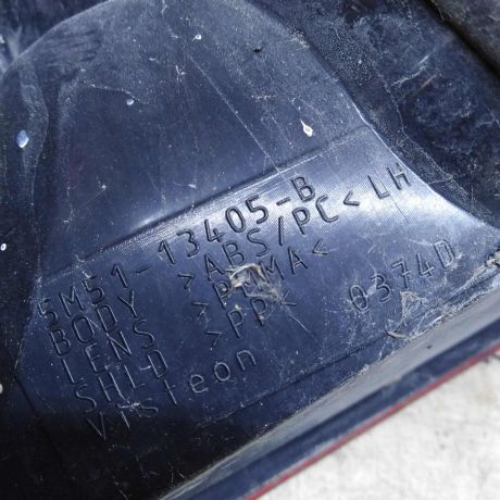 fonar-zadnii-levyi-ford-focus-2-art-105780-big-2