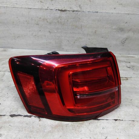 fonar-zadnii-levyi-volkswagen-jetta-vi-art-105954-big-2